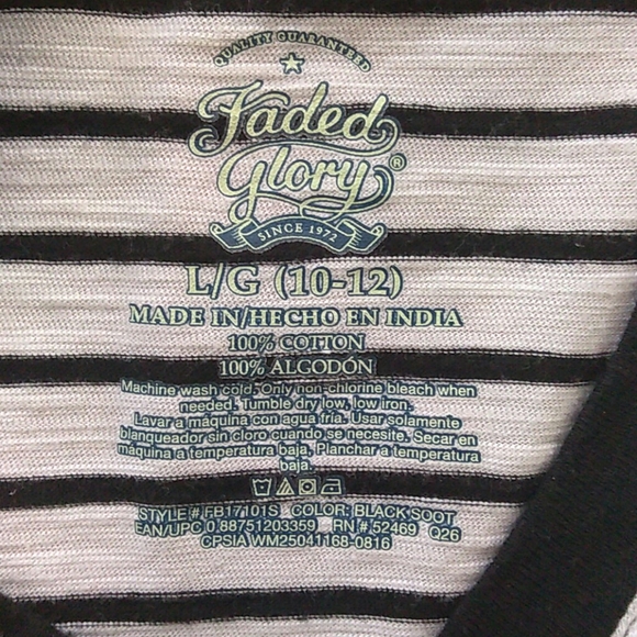 2 for 1 boys T-shirts great condition both size L - Picture 8 of 14